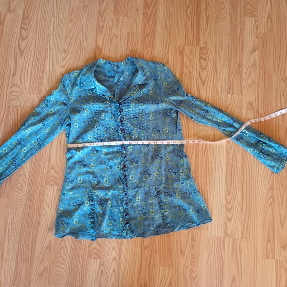 Blue Floral Button Down Size Large - Picture 3 of 5